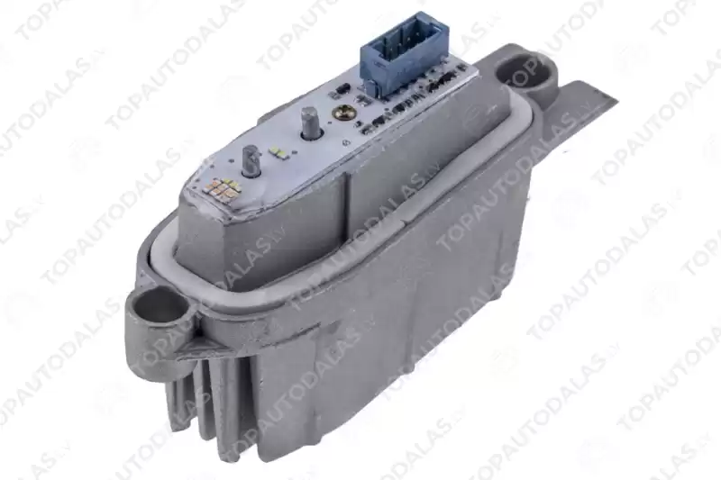 AUDI Q3 8U 2015-2018 Luktura vadības bloks LED dienasgaismas kreisais labais 8U0941475E